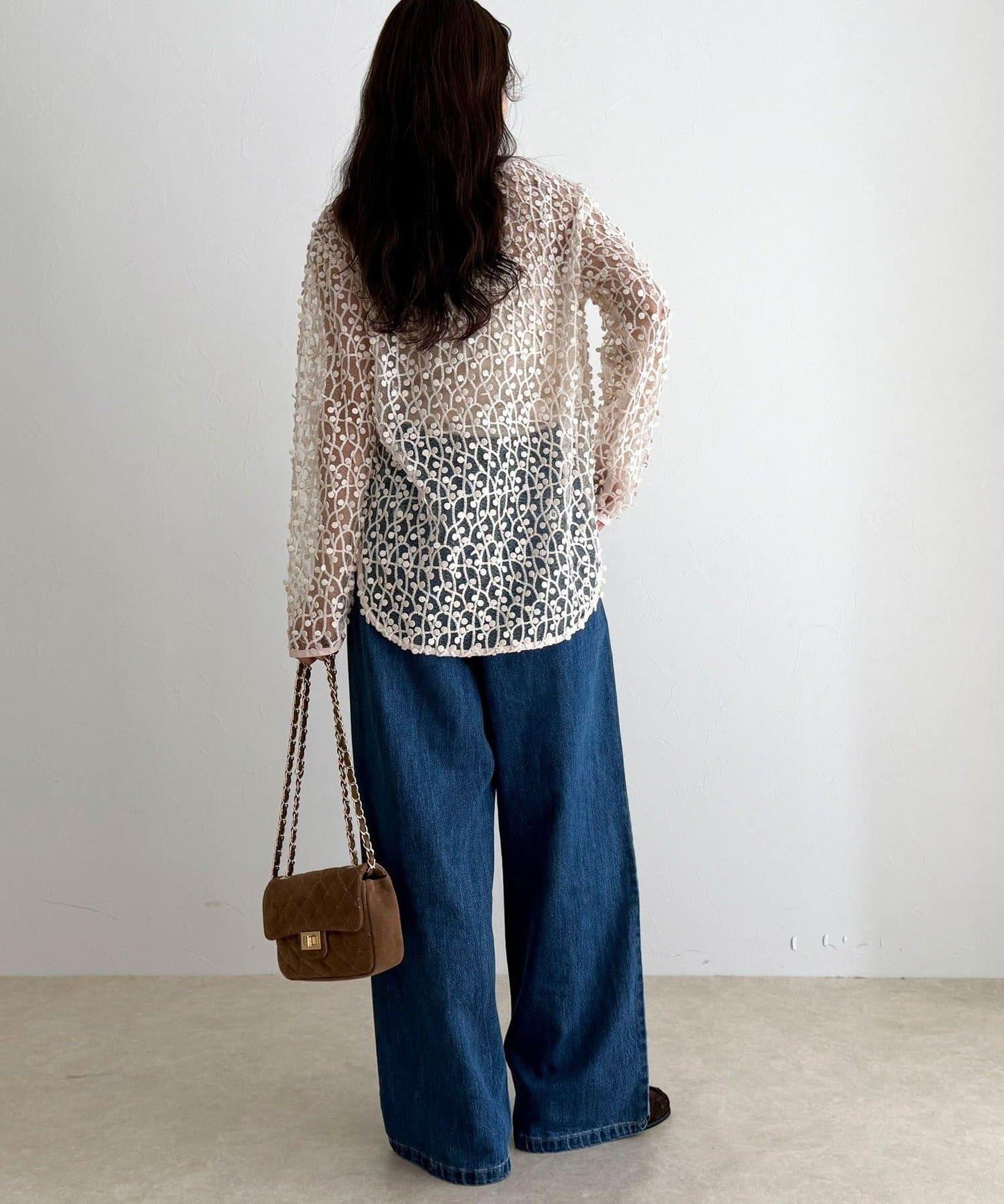 焦點圓點刺繡套頭上衣