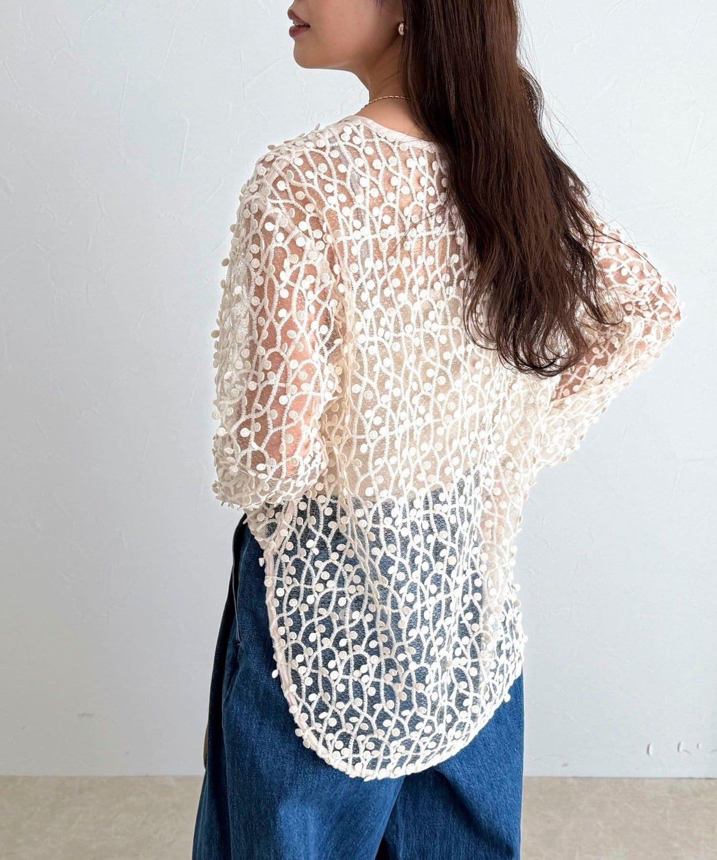 焦點圓點刺繡套頭上衣