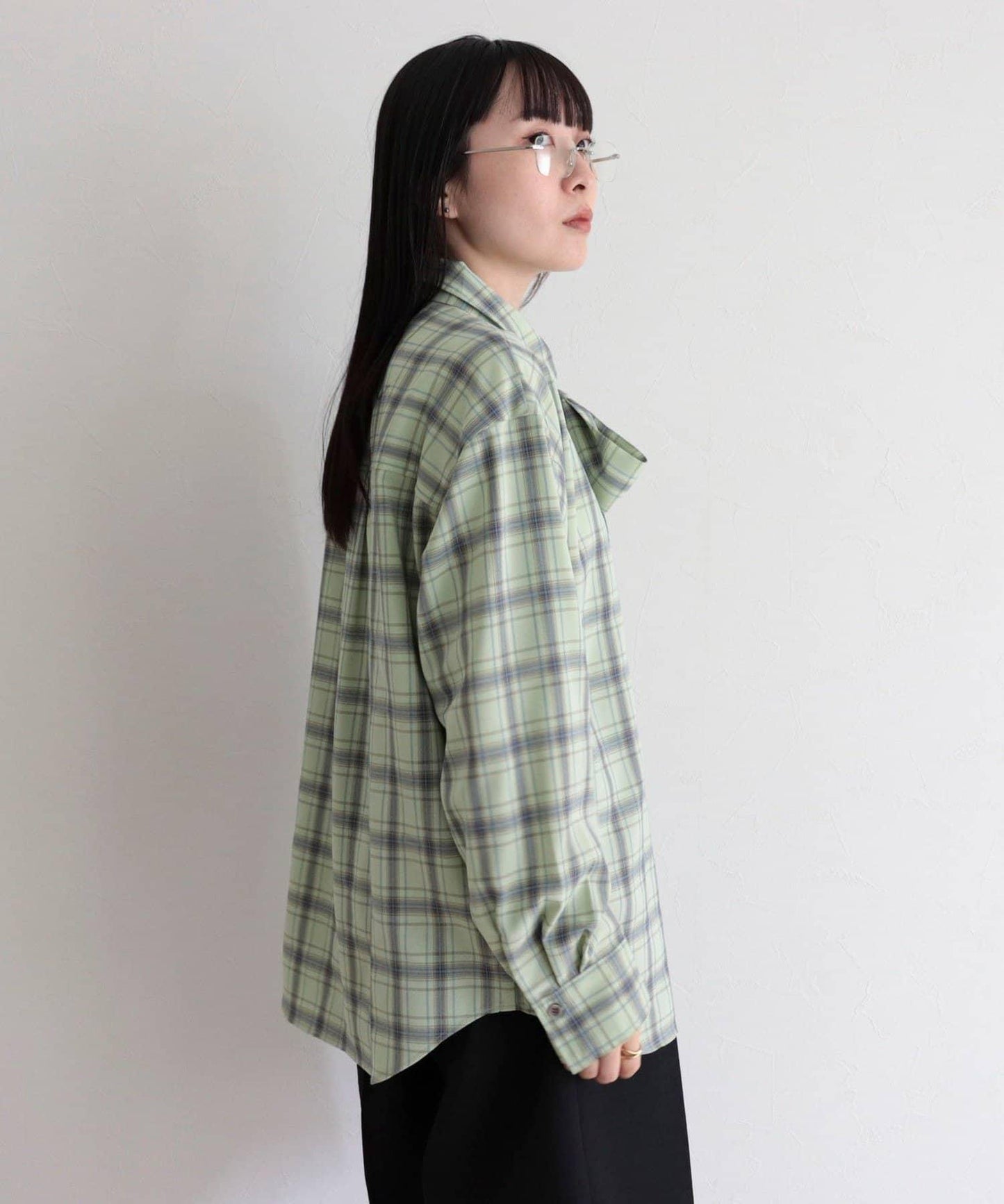 格紋大蝴蝶結襯衫