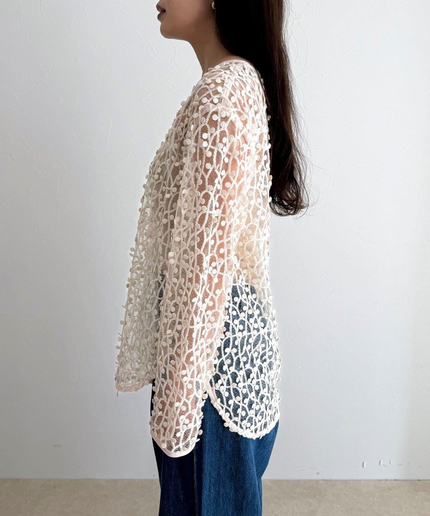 焦點圓點刺繡套頭上衣