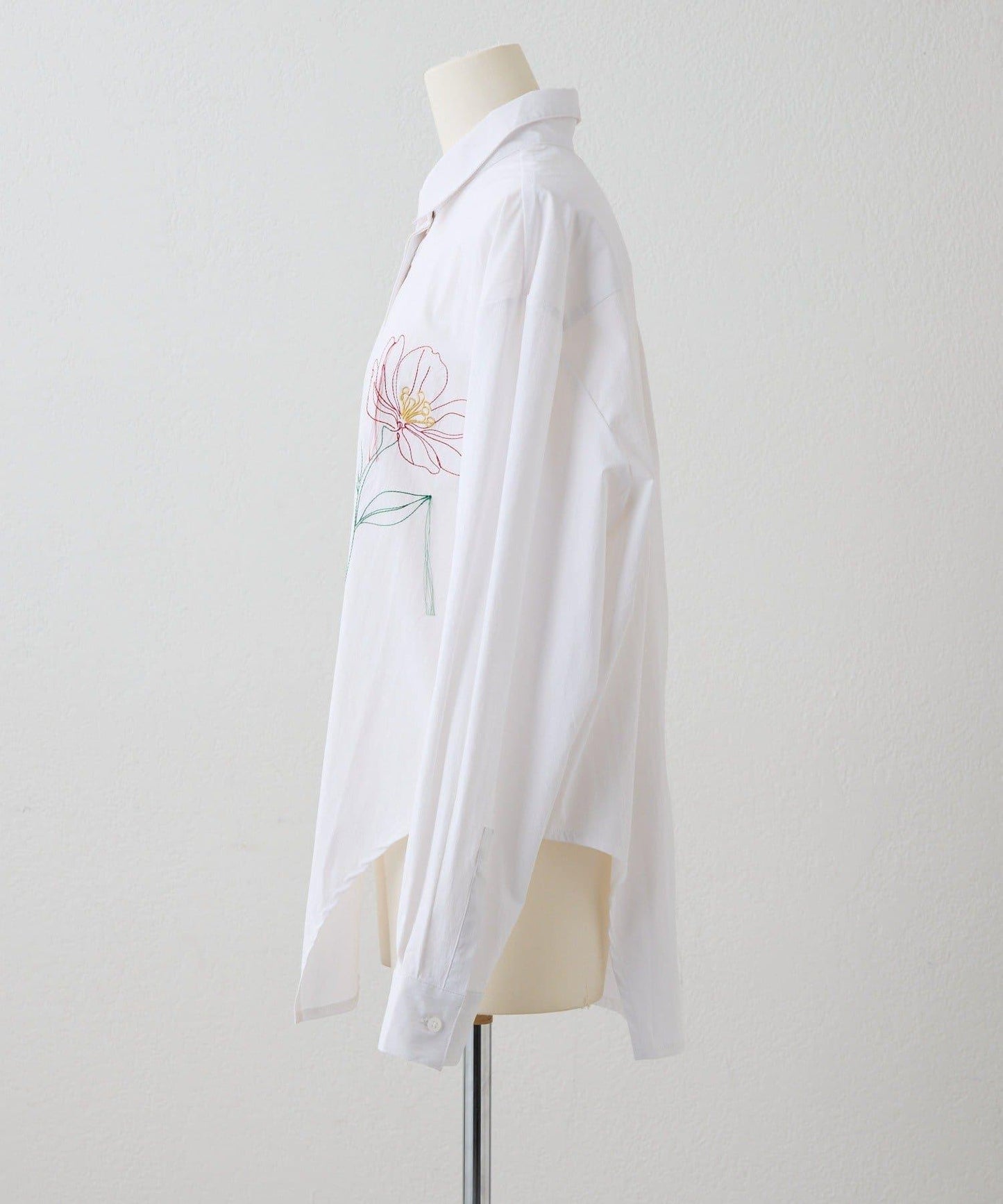 高剪裁 花刺繡 襯衫