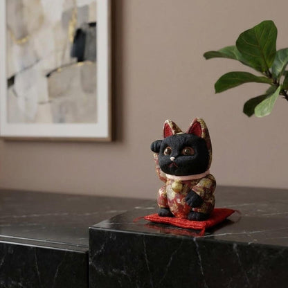 【招き猫】名物裂 S | 江戸木目込み | 柿沼人形