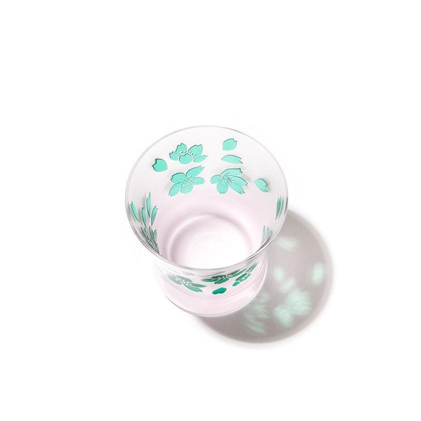 【彫刻 夢柄子】桜紋 ぐい呑 (容量90ml) | TABLEAU