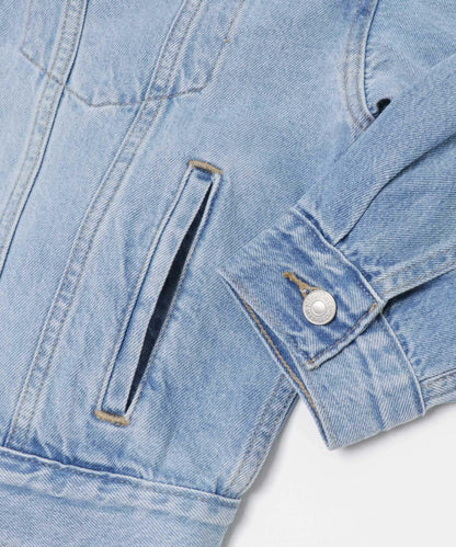 LEVI’S EXCLUSIVE 90S TRUCKER