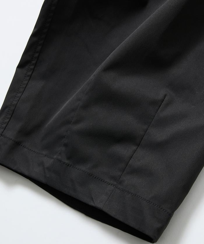 Easy Care Fabric 寬鬆版型 雙褶七分 彎刀短褲