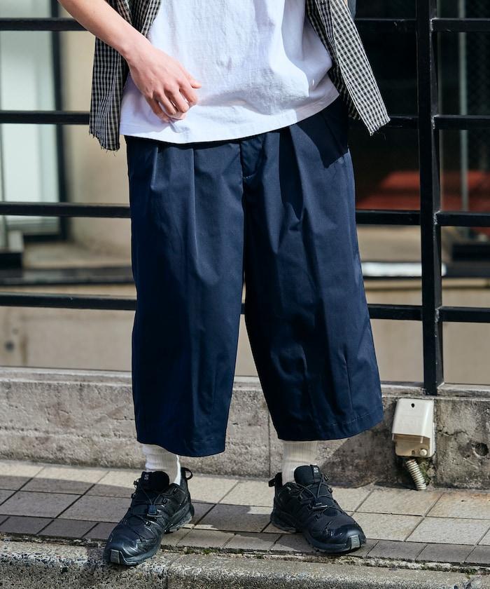 Easy Care Fabric 寬鬆版型 雙褶七分 彎刀短褲