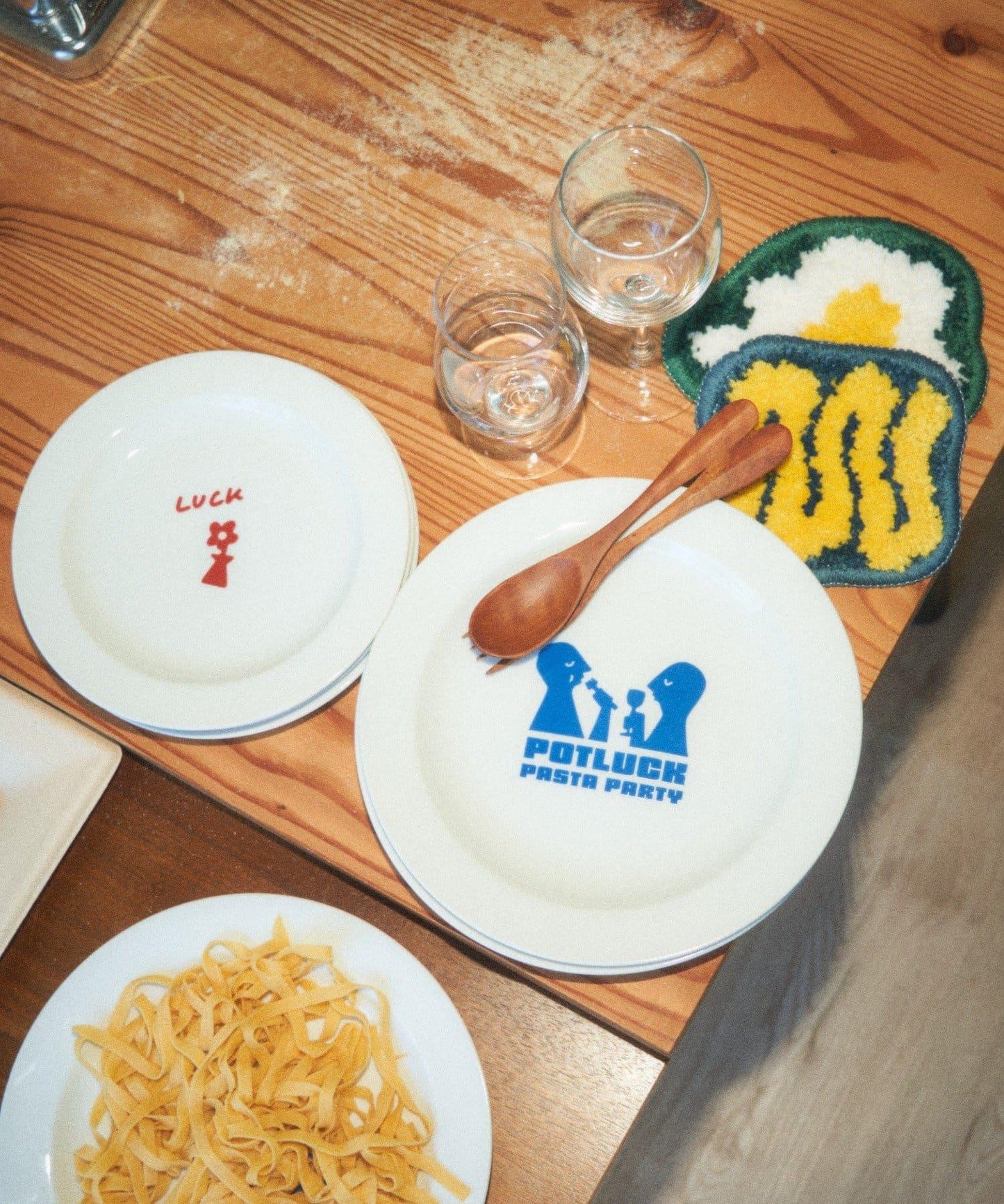 POTLUCK PASTA PARTY 有邊餐盤 S號