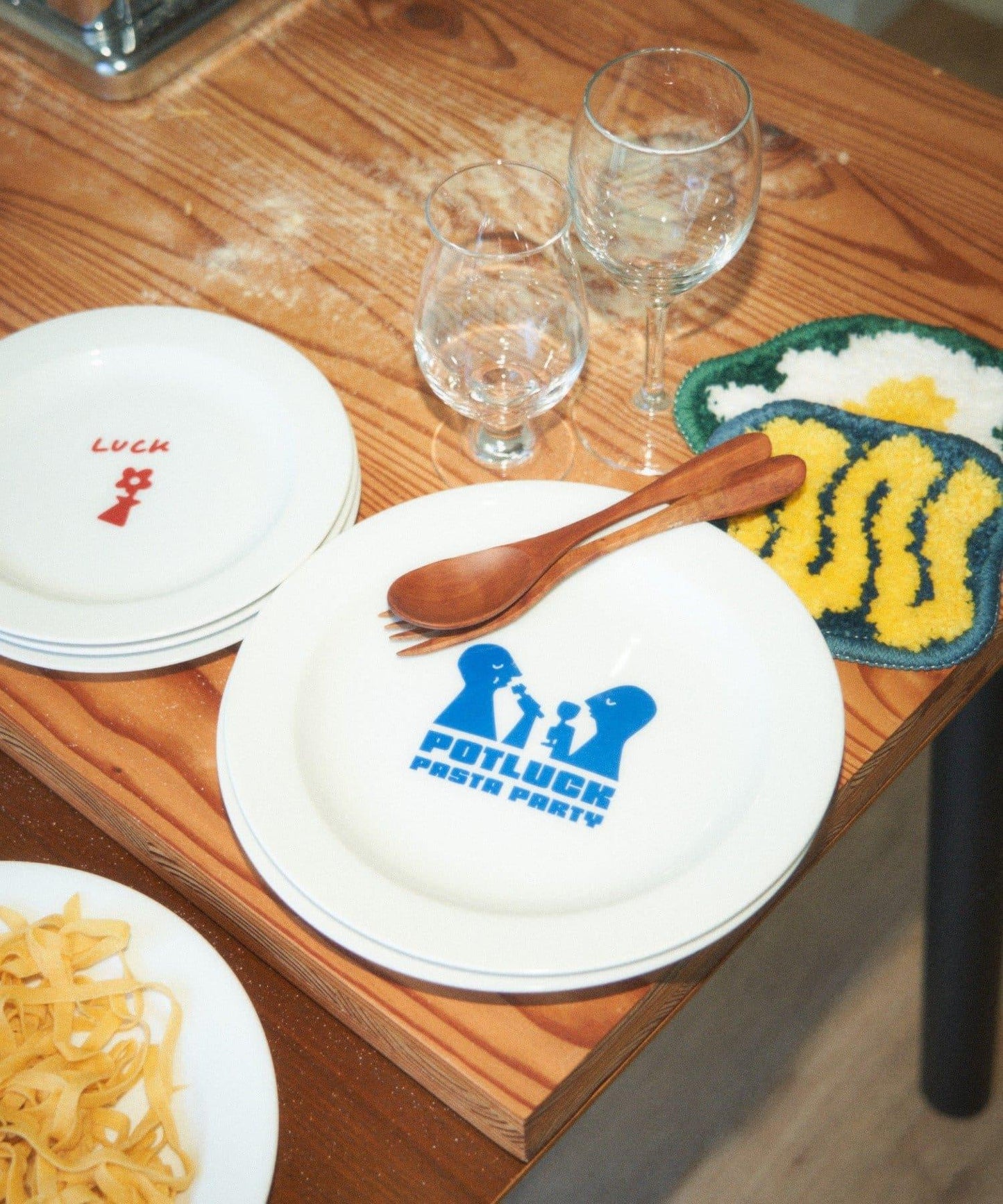POTLUCK PASTA PARTY 有邊餐盤 M
