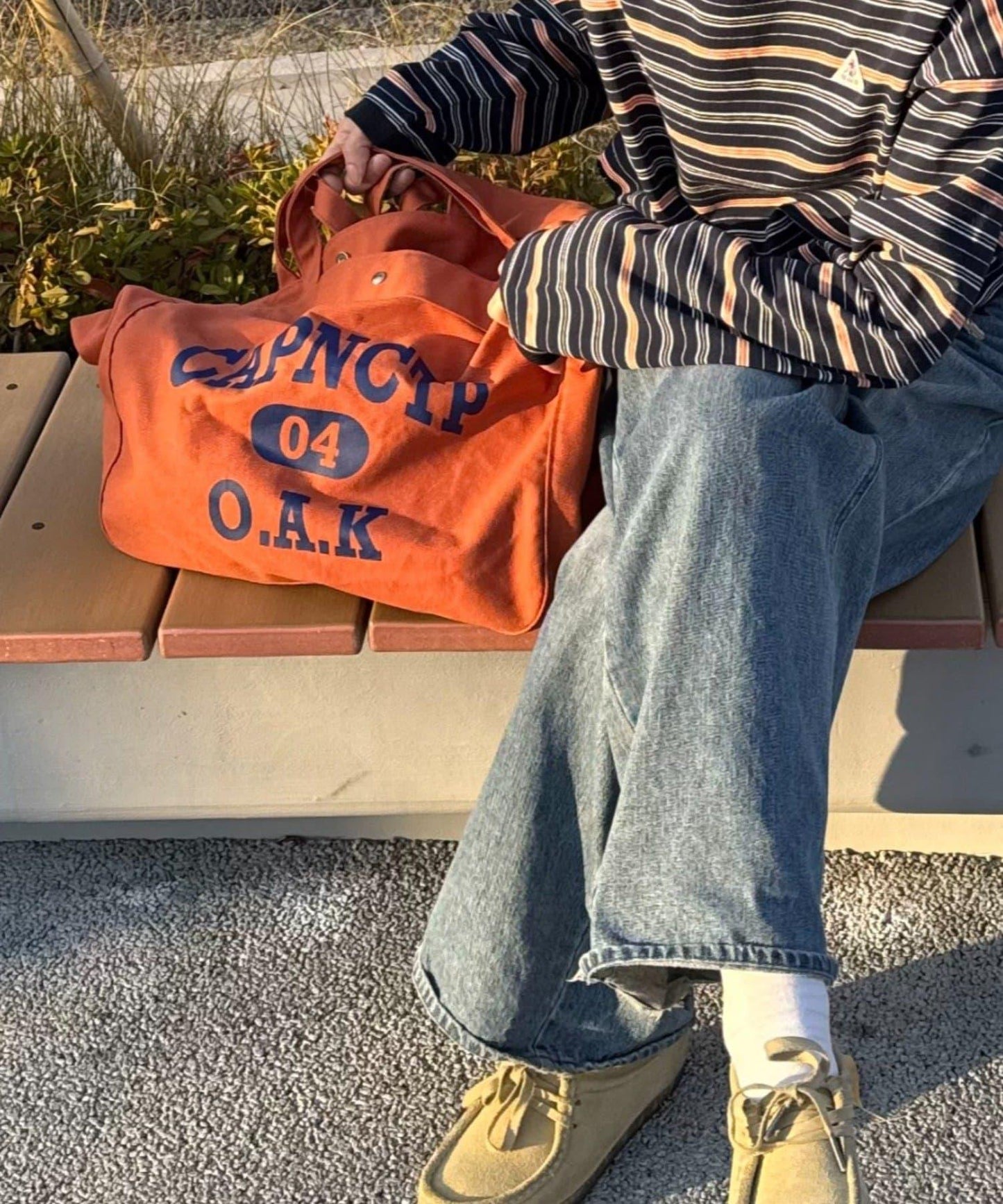 防潑水帆布斜挎包 UNISEX