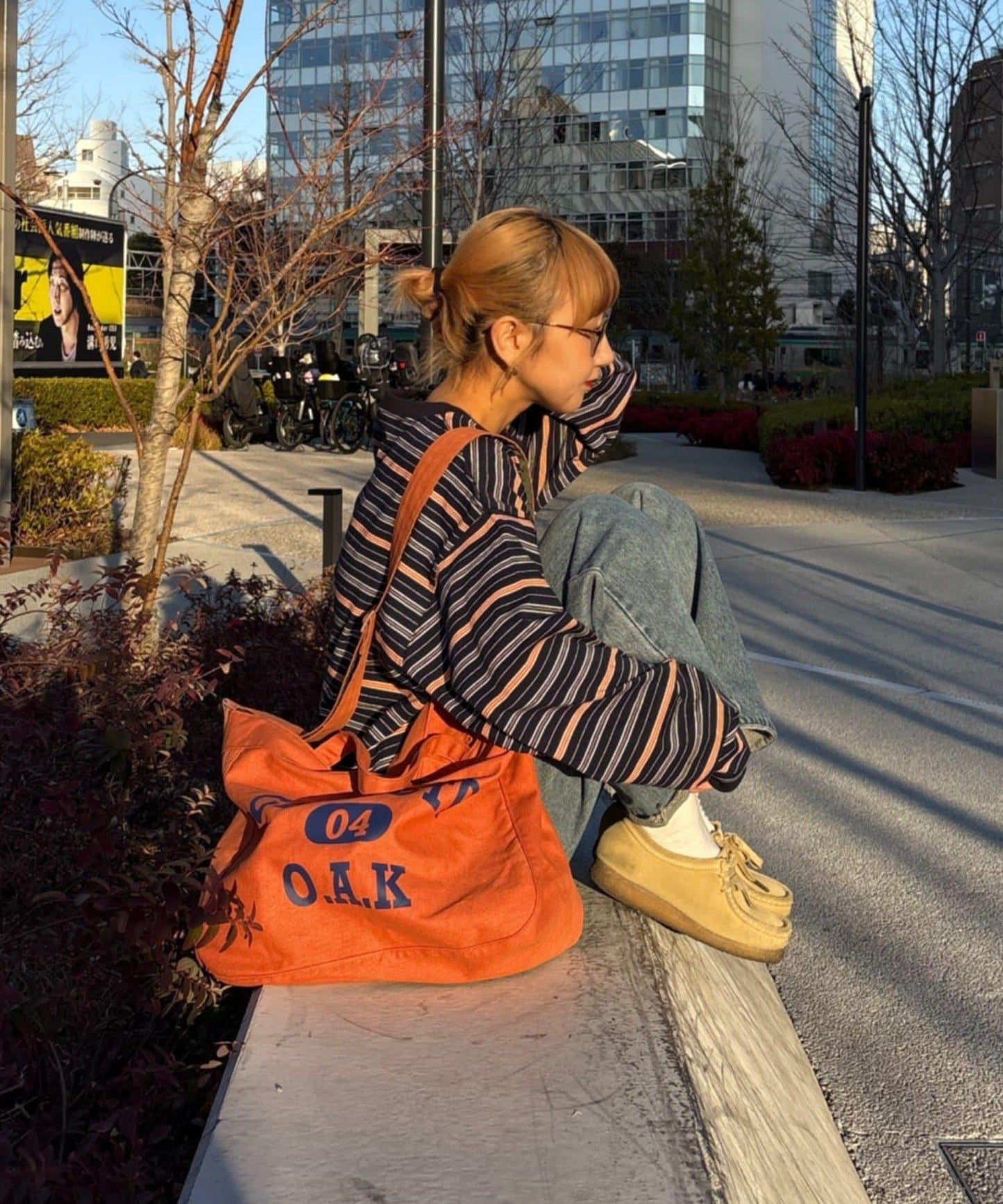 防潑水帆布斜挎包 UNISEX