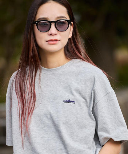 THOUSAND MILE×FREAK'S STORE 聯名 圓領 單點刺繡 抗菌防臭 吸水速幹 T恤