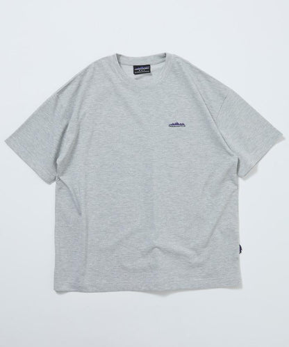 THOUSAND MILE×FREAK'S STORE 聯名 圓領 單點刺繡 抗菌防臭 吸水速幹 T恤