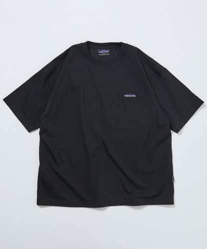 THOUSAND MILE×FREAK'S STORE 抗菌防臭 吸水速幹 背部波浪字母印花 功能T恤