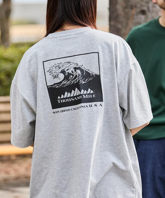 THOUSAND MILE×FREAK'S STORE 抗菌防臭 吸水速幹 背部波浪字母印花 功能T恤