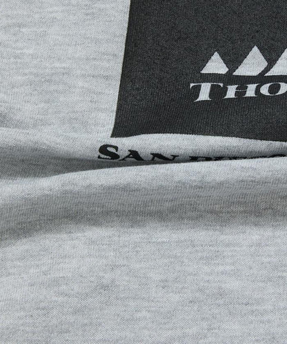 THOUSAND MILE×FREAK'S STORE 抗菌防臭 吸水速幹 背部波浪字母印花 功能T恤