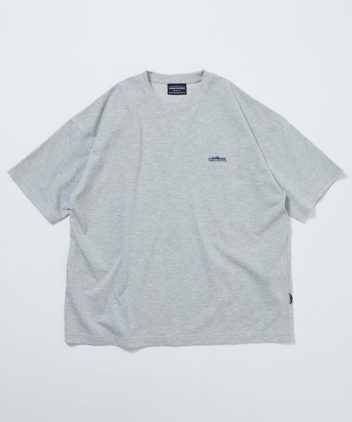 THOUSAND MILE×FREAK'S STORE 抗菌防臭 吸水速幹 背部波浪字母印花 功能T恤