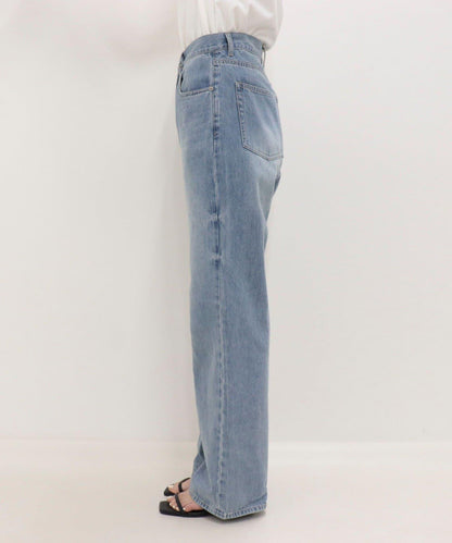 淺色直筒 BASIC STRAIGHT LIGHT DENIM 牛仔褲
