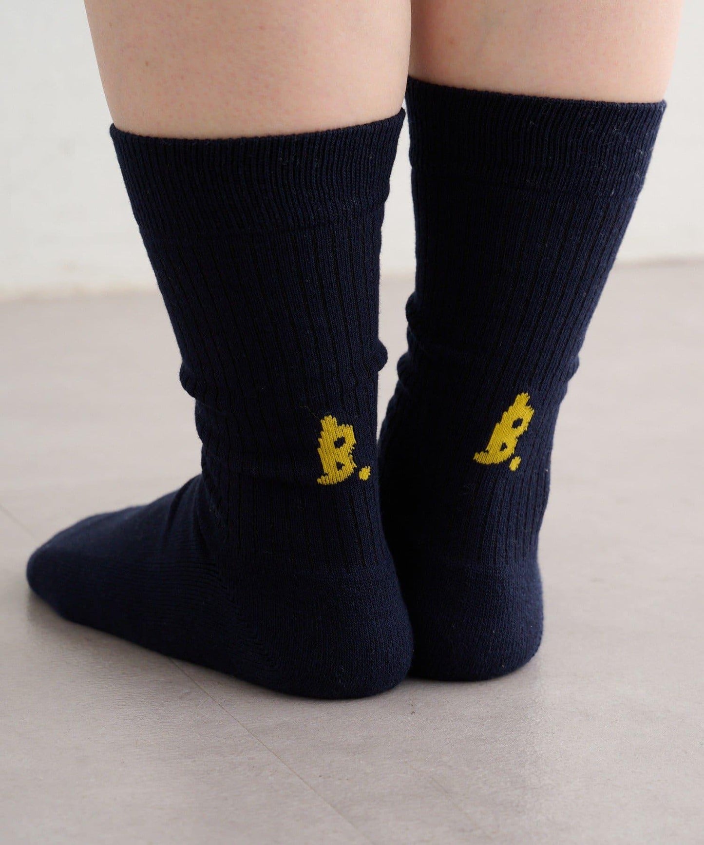 B Logo標誌襪子