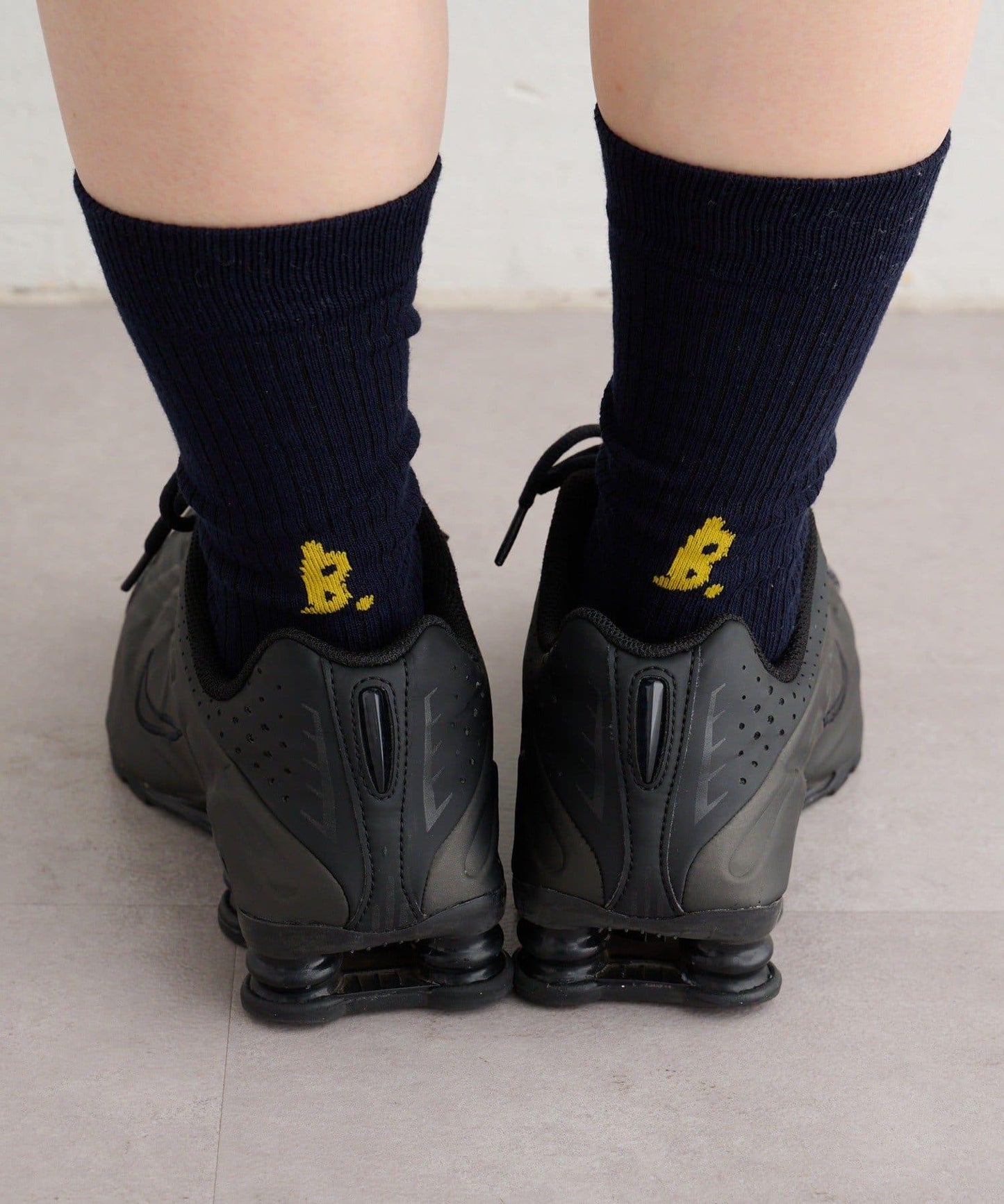 B Logo標誌襪子