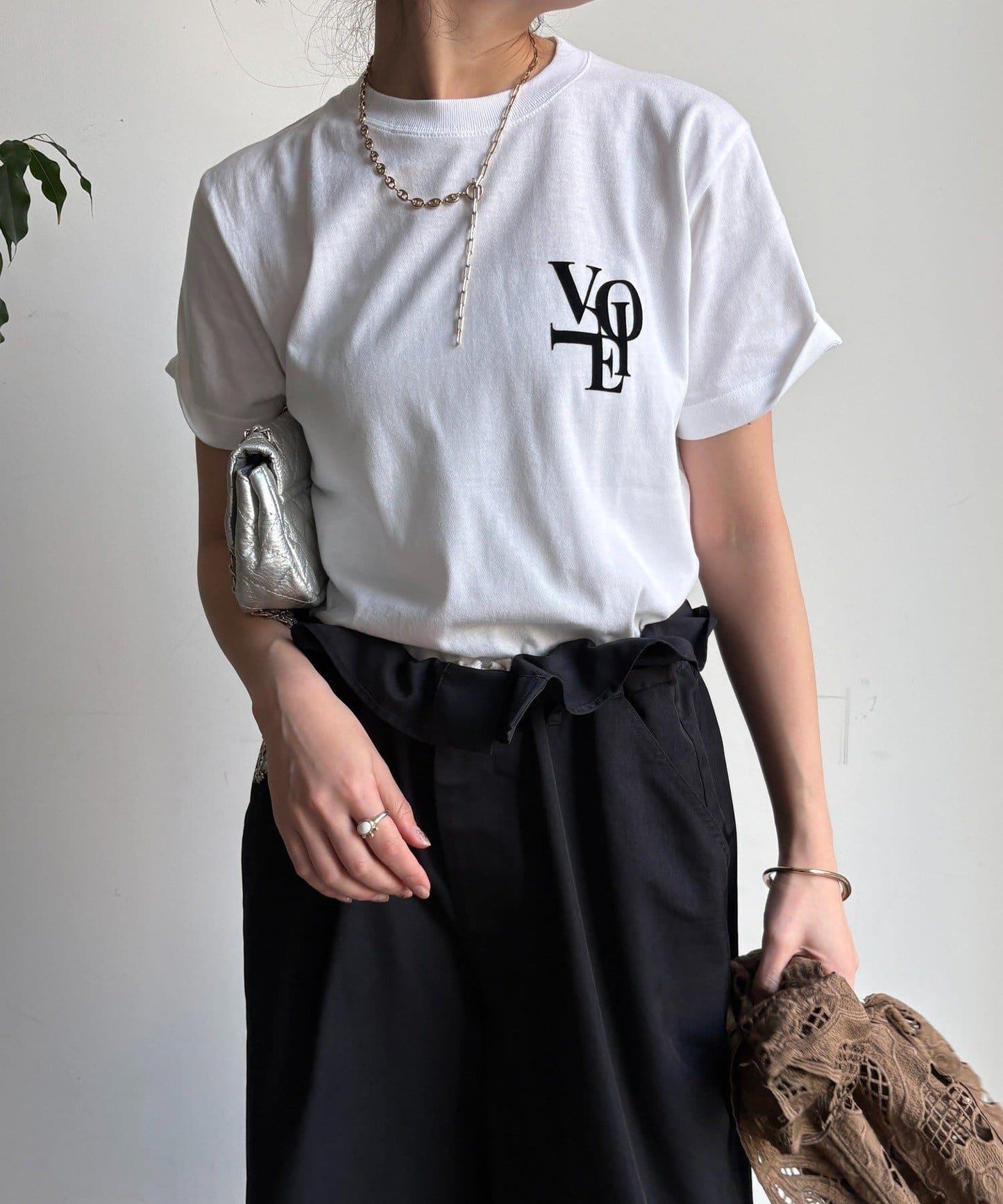 voile 小圖案植絨Logo T恤