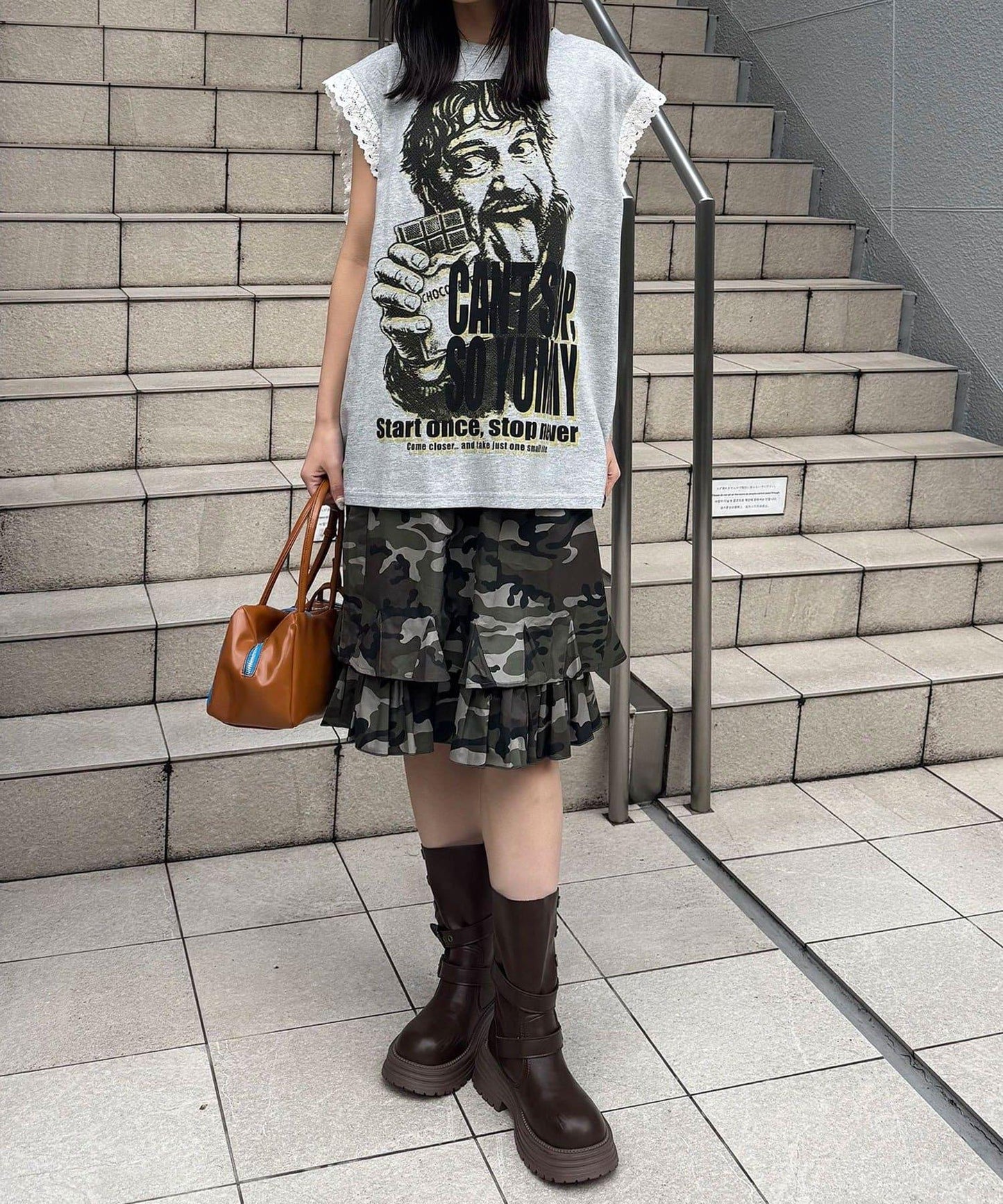 蕾絲袖LOGO寬鬆無袖T恤