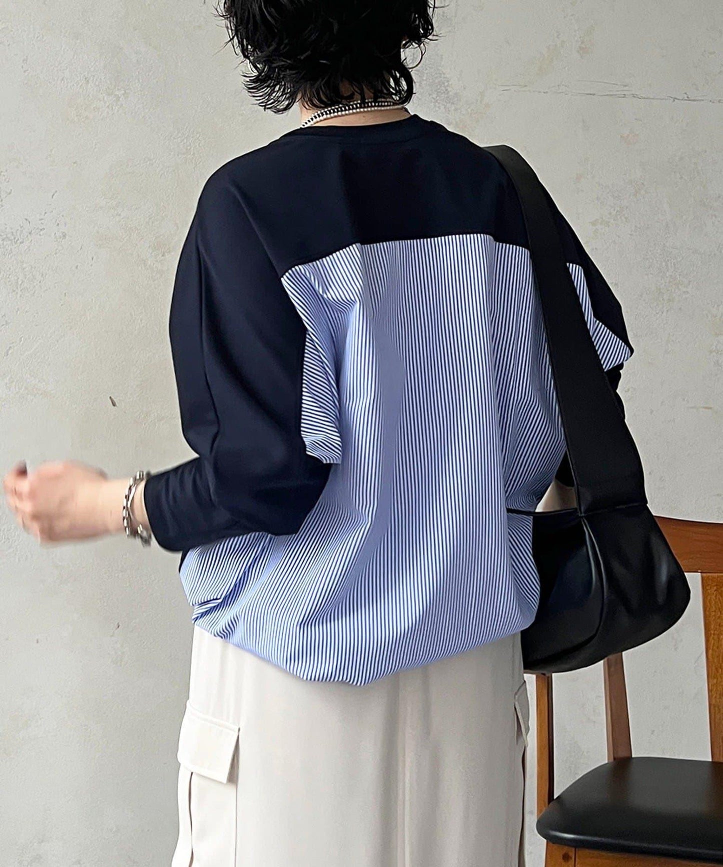 羅馬布後拼接設計套頭上衣