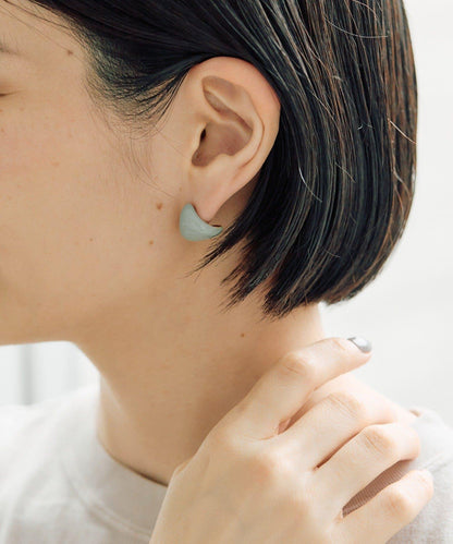 ear PAPILLONNER 彩色三角造型耳飾