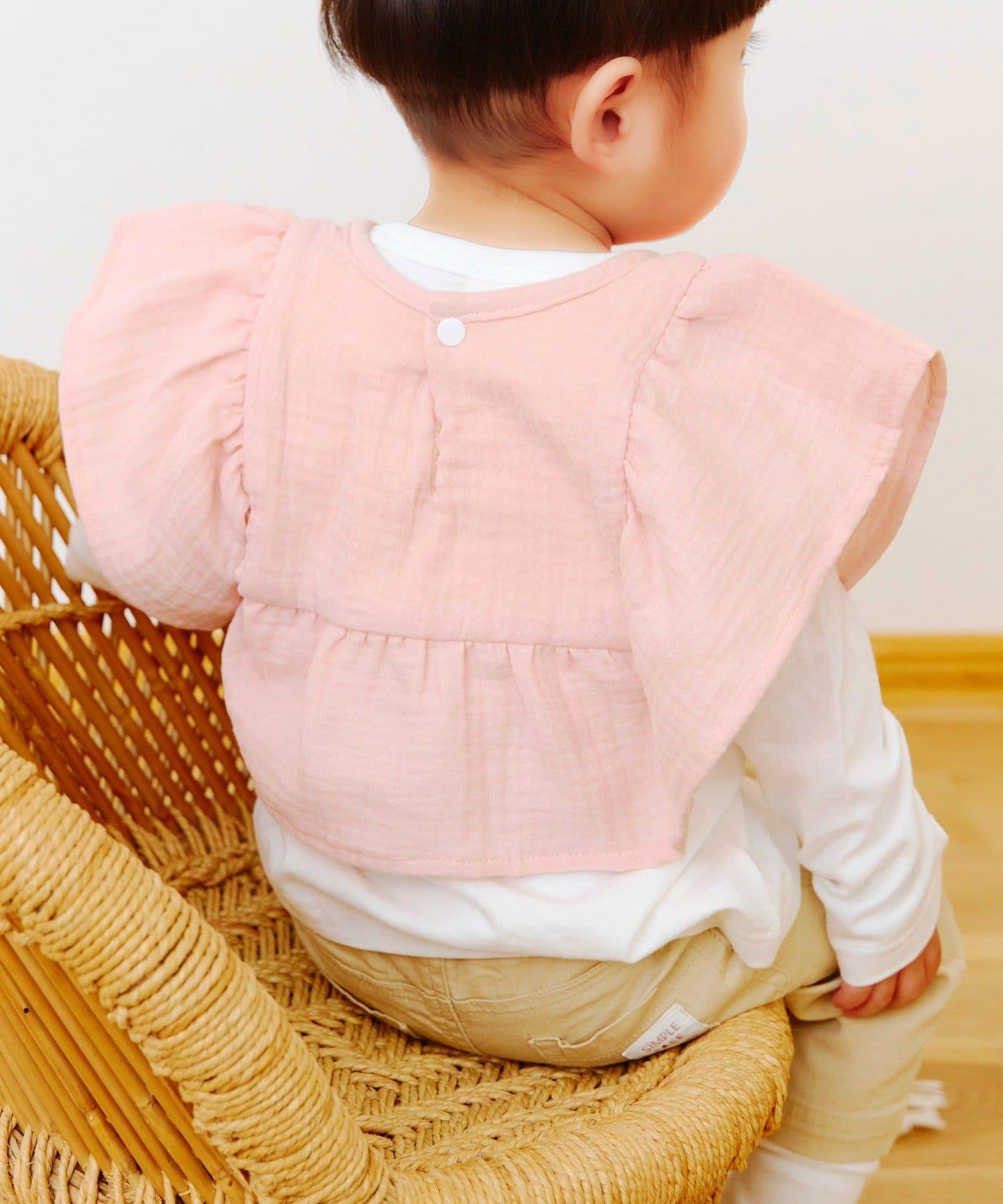 拼接荷葉邊圍兜