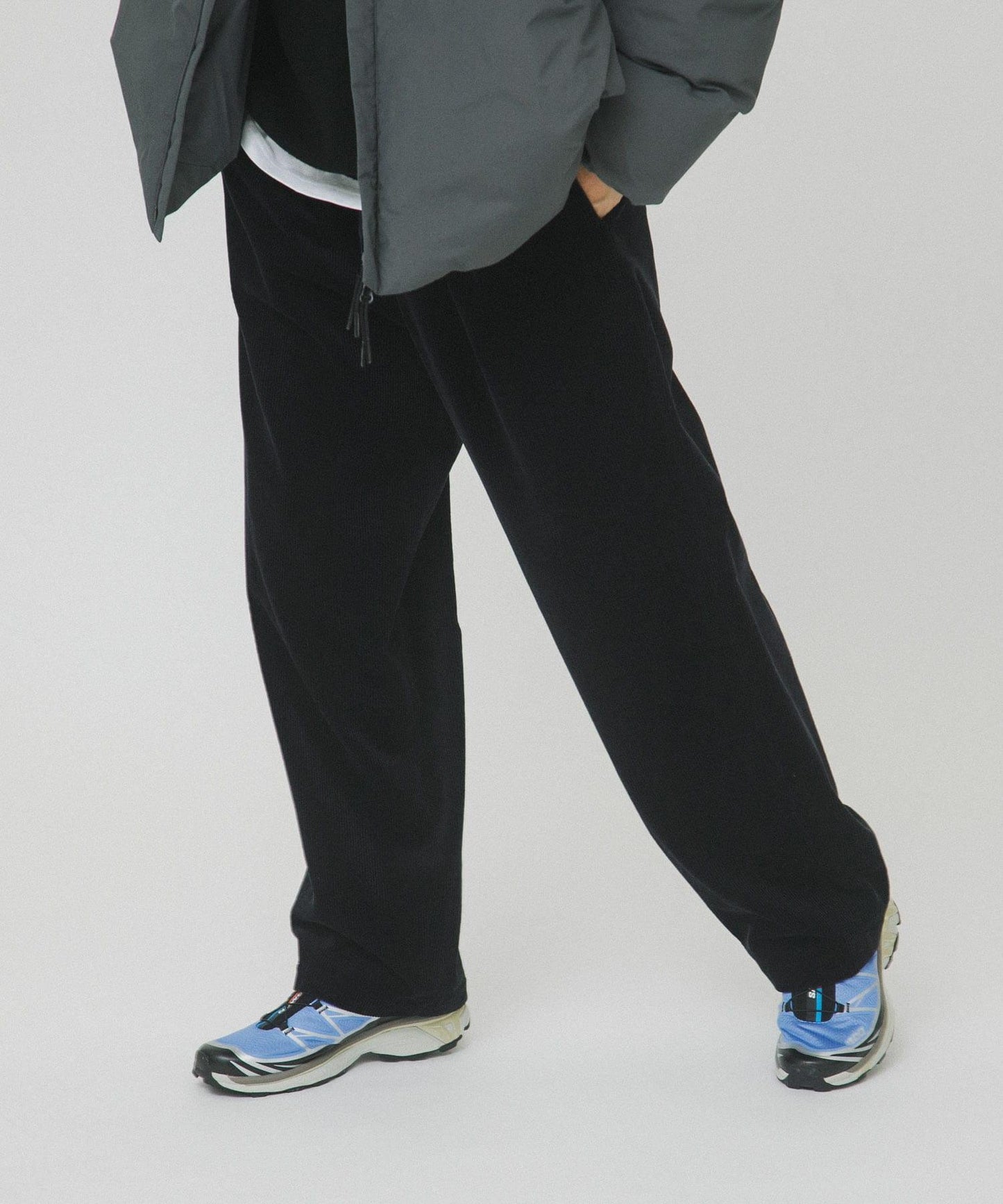 燈芯絨面料 褲子 O.COTTON WALE CORDUROY TR