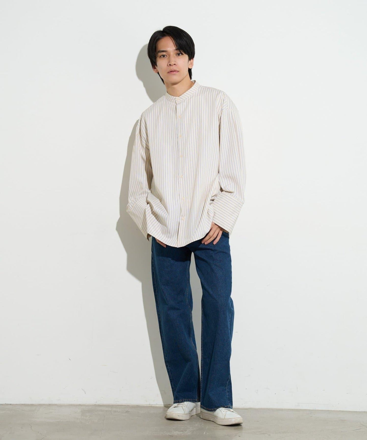 男款袖口設計襯衫