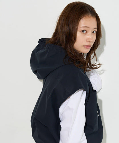 女款連帽背心