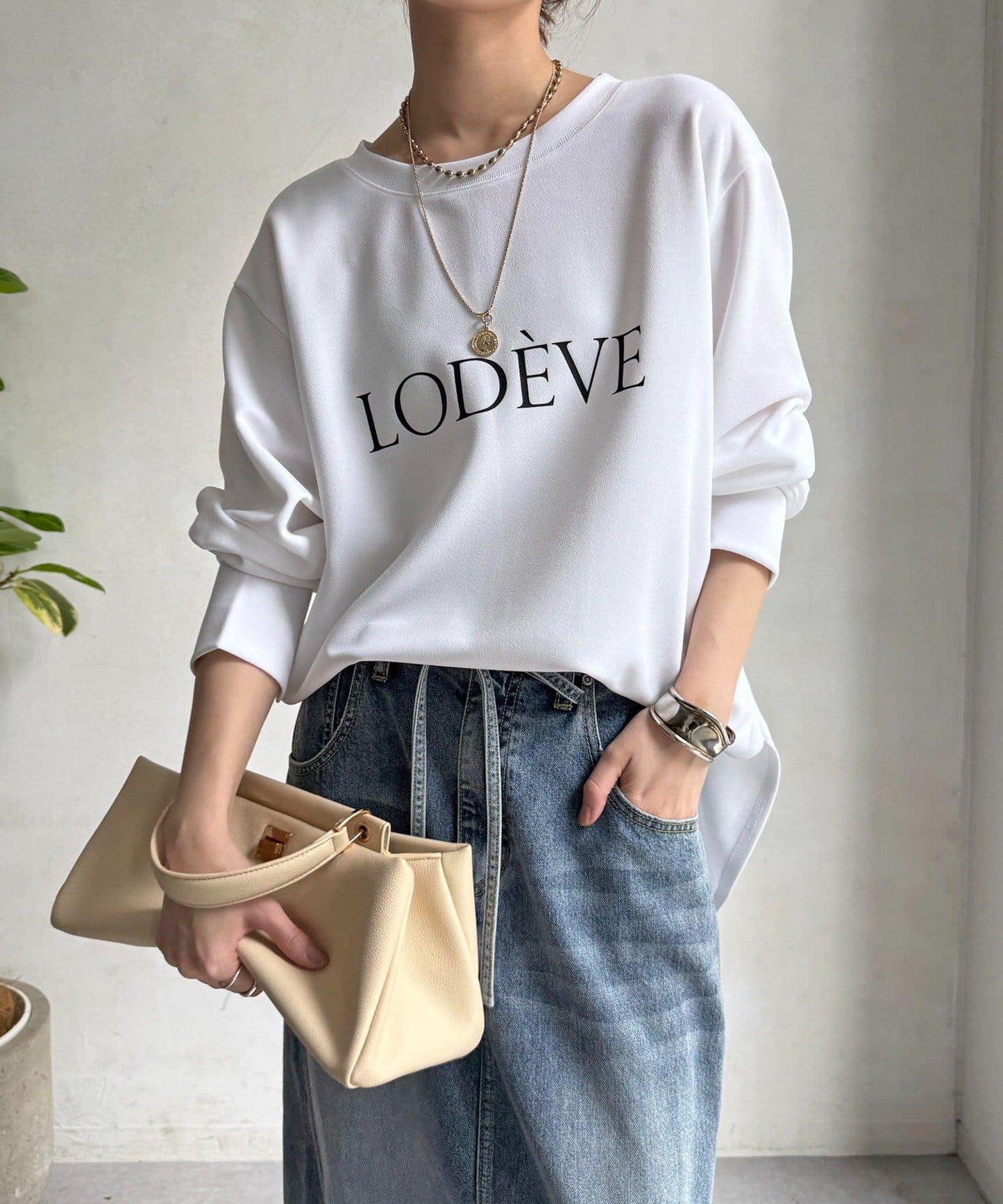 喬其面料 LODEVE logo 設計 T恤襯衫