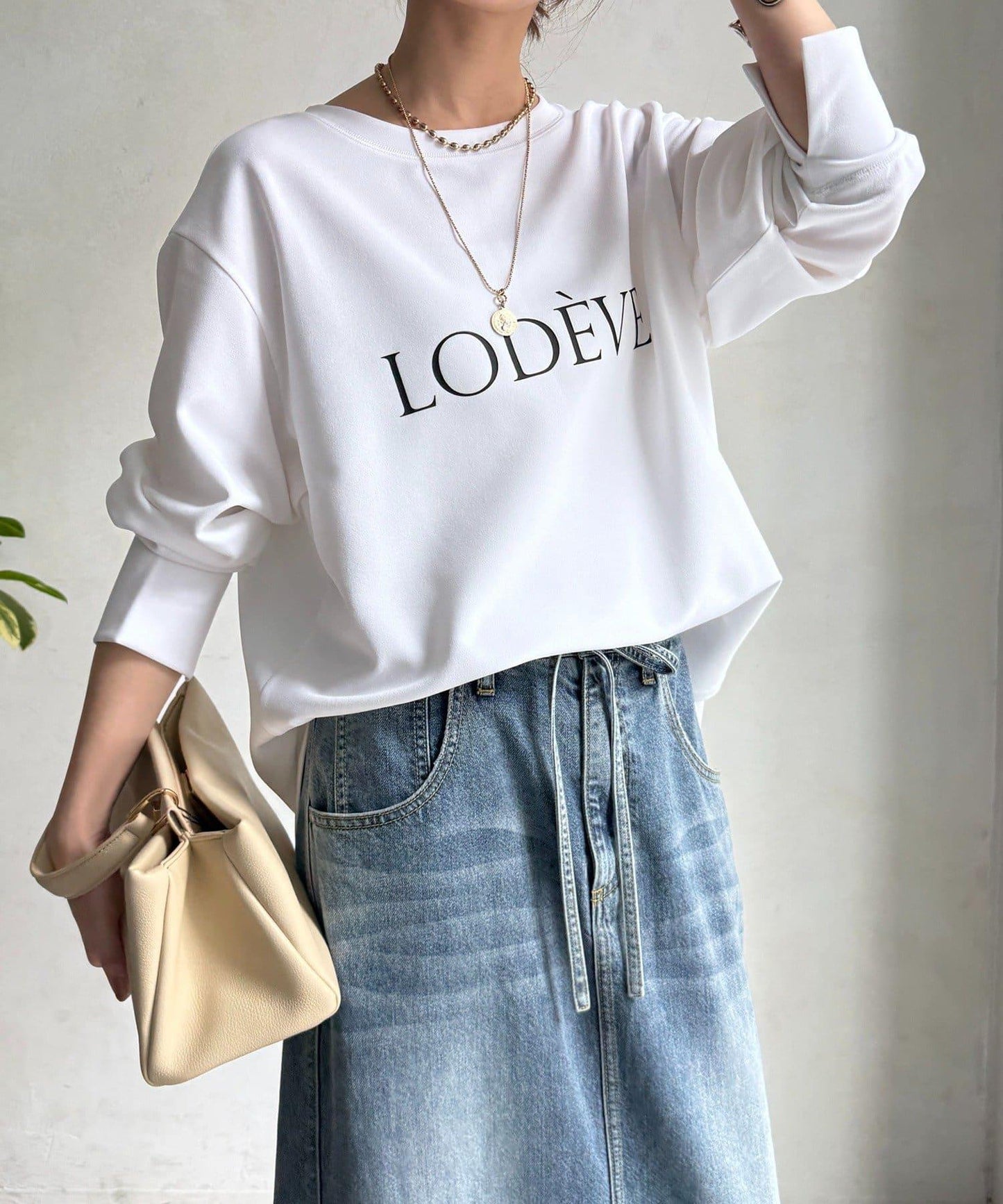 喬其面料 LODEVE logo 設計 T恤襯衫