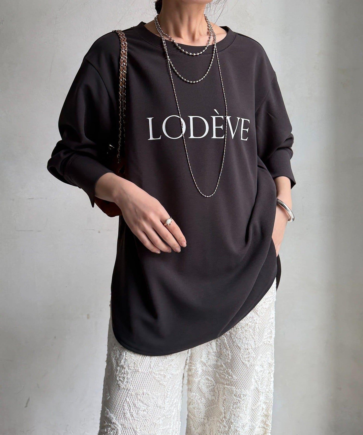 喬其面料 LODEVE logo 設計 T恤襯衫