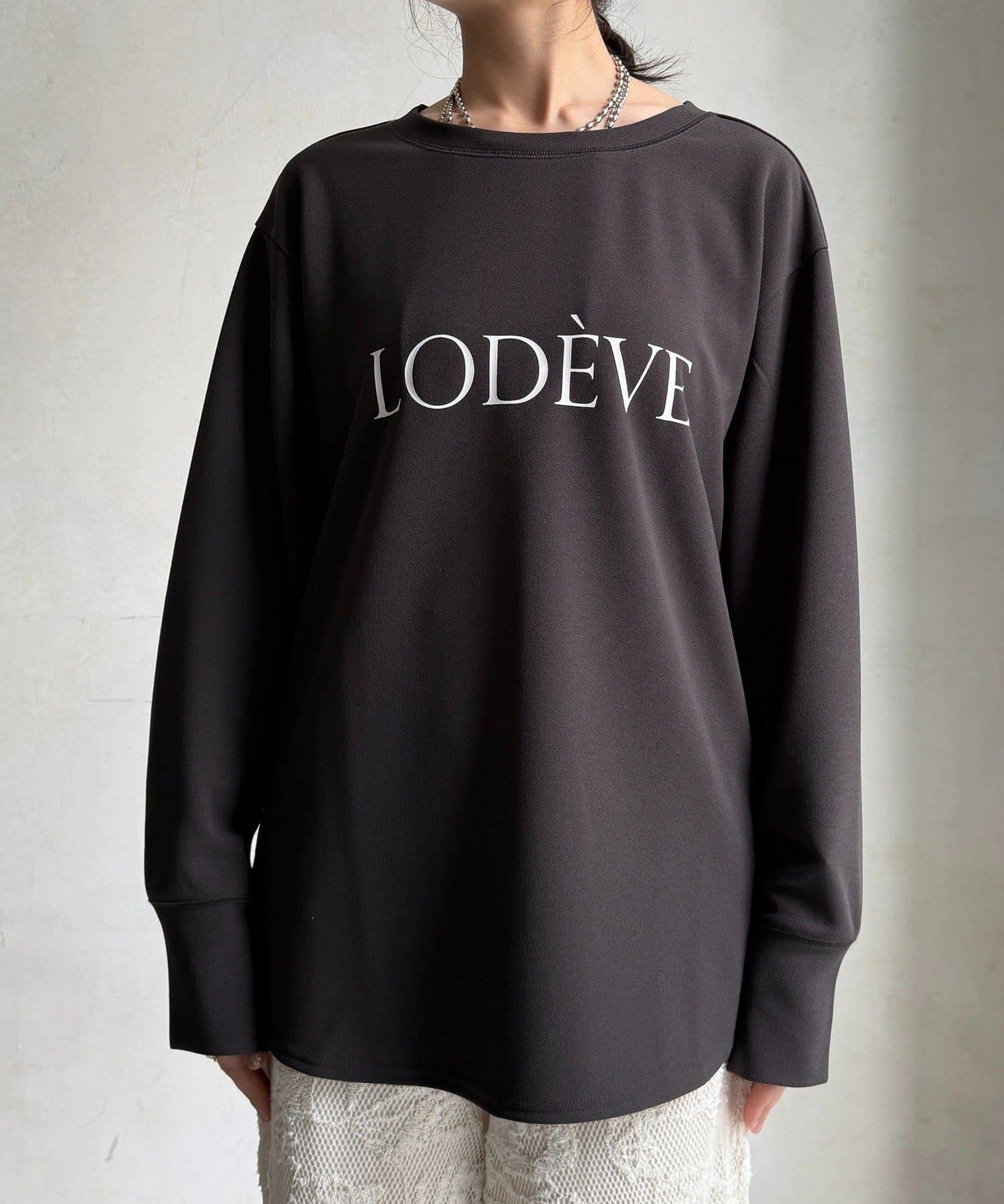 喬其面料 LODEVE logo 設計 T恤襯衫