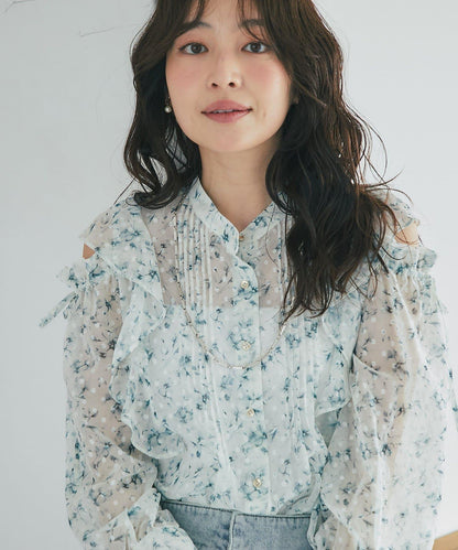 花卉印花剪花提花露肩上衣