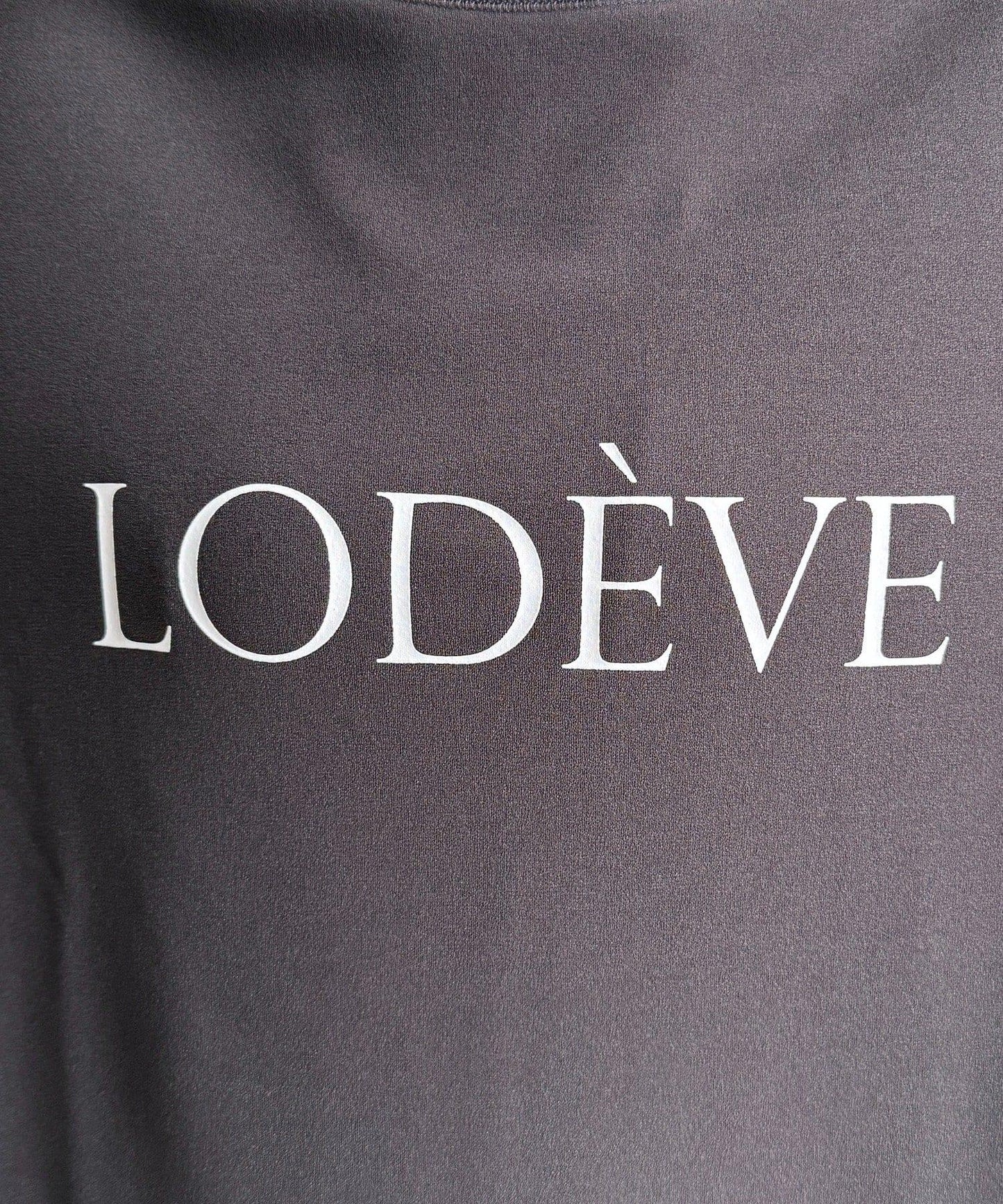 喬其面料 LODEVE logo 設計 T恤襯衫