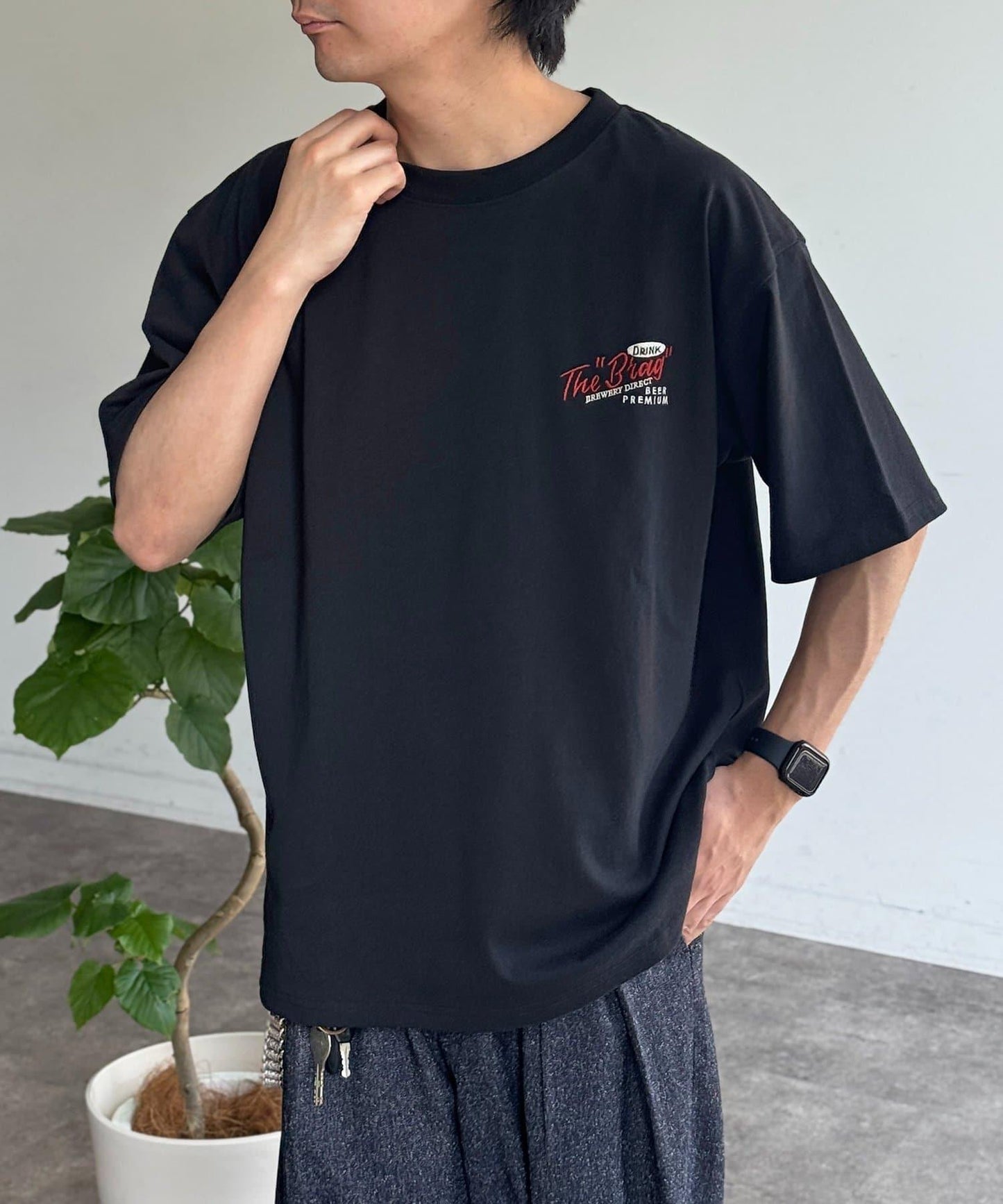 多款背部刺繡T恤