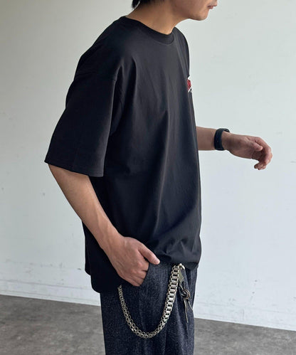 多款背部刺繡T恤