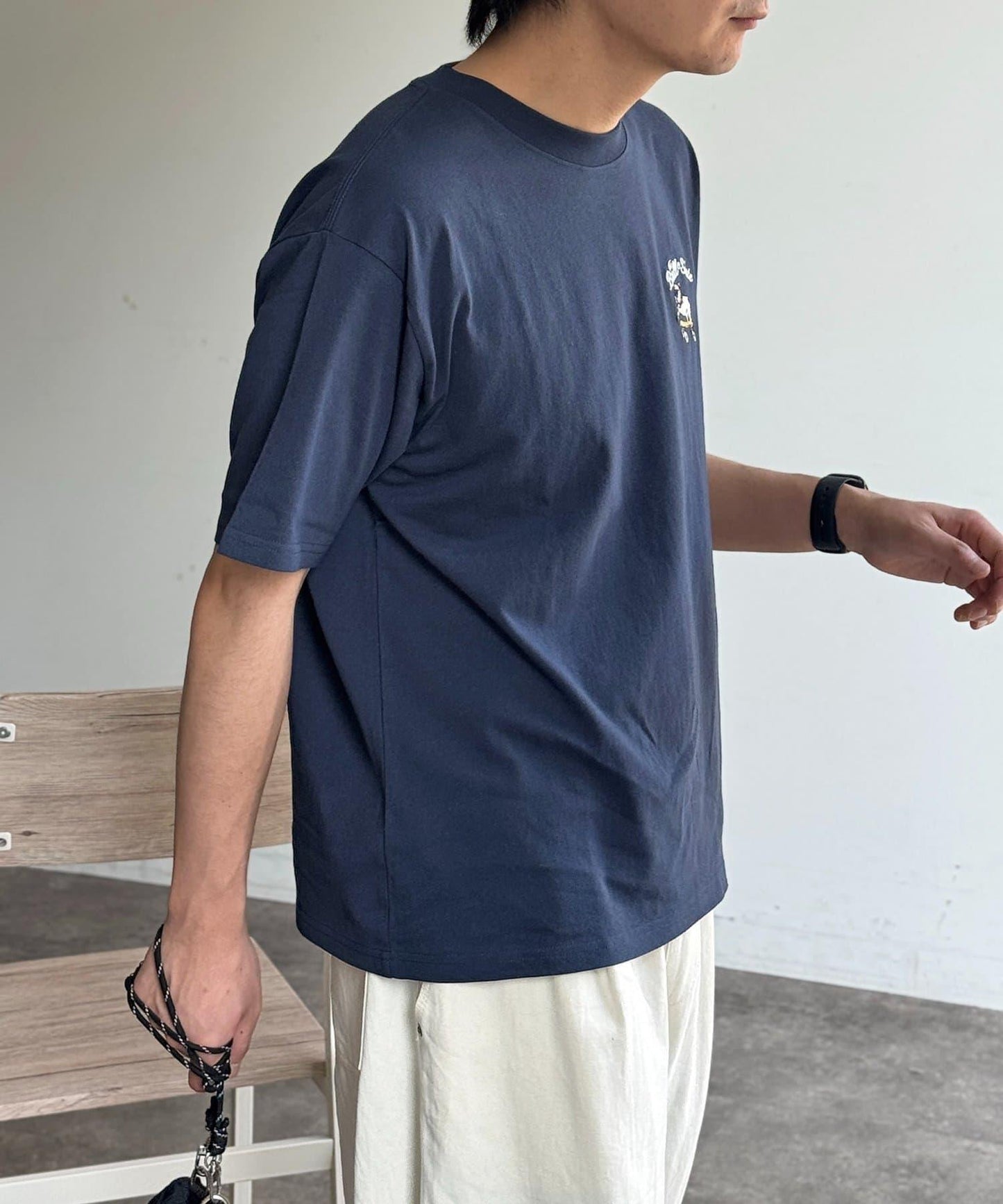 多款背部刺繡T恤