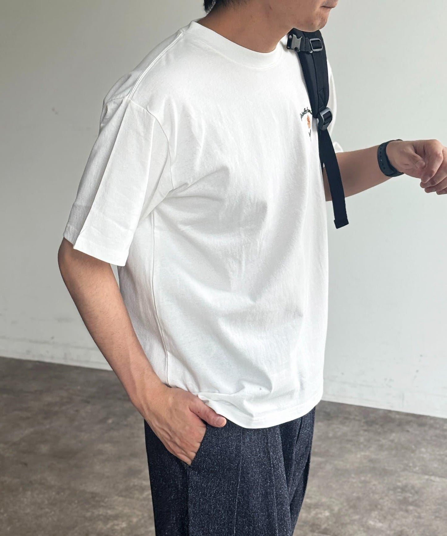 多款背部刺繡T恤
