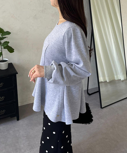 泡泡袖 下襬荷葉拼接 上衣