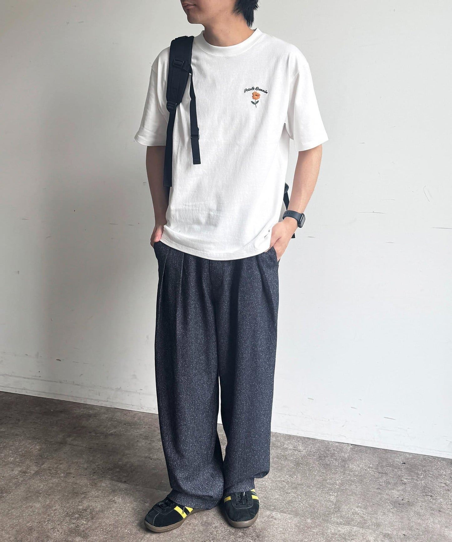 多款背部刺繡T恤