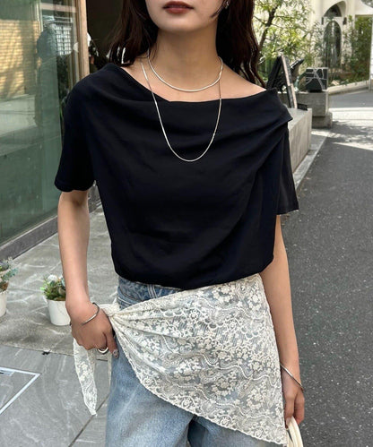 新色萊茵石裝飾露肩T恤（·REVIVAL）