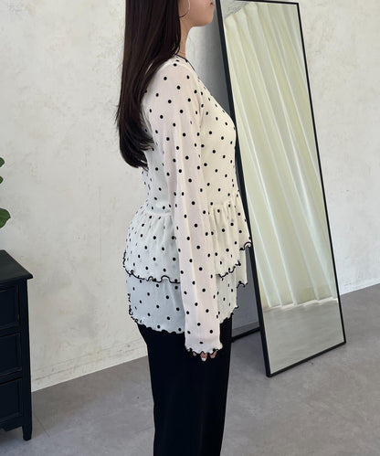 植絨波點透視荷葉邊荷葉下襬上衣