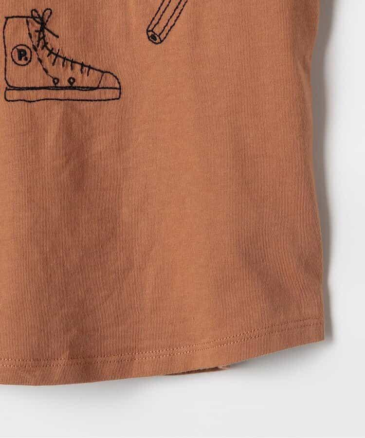 刺繡圖案T恤