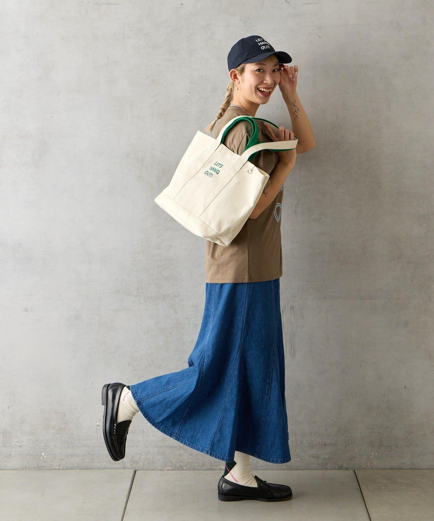 標誌刺繡帆布托特包