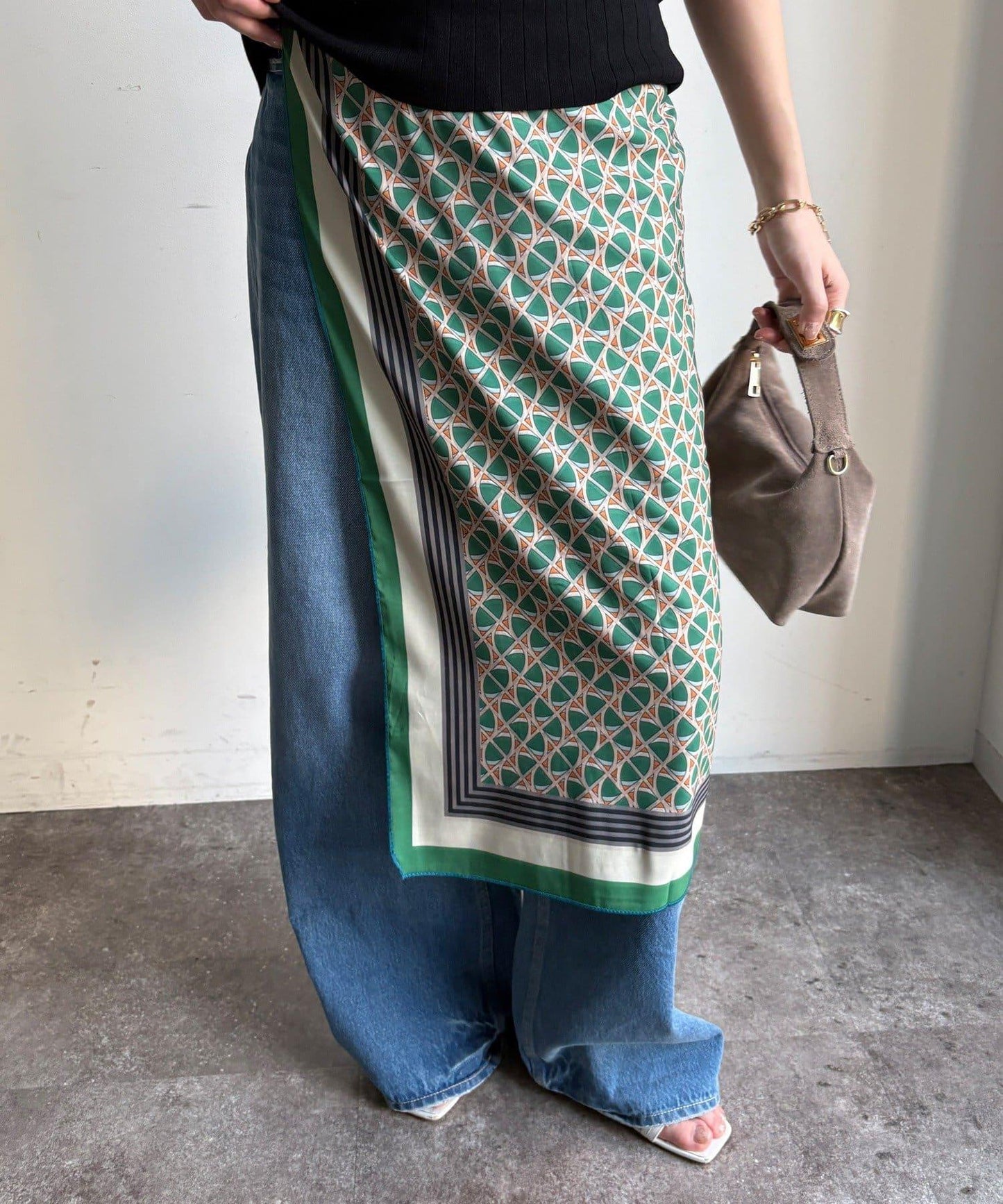 可雙面佩戴幾何圖案圍巾