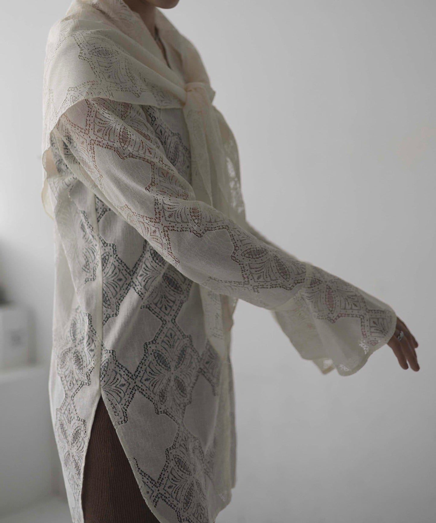 CINAMOD 多功能圍巾設計 女襯衫