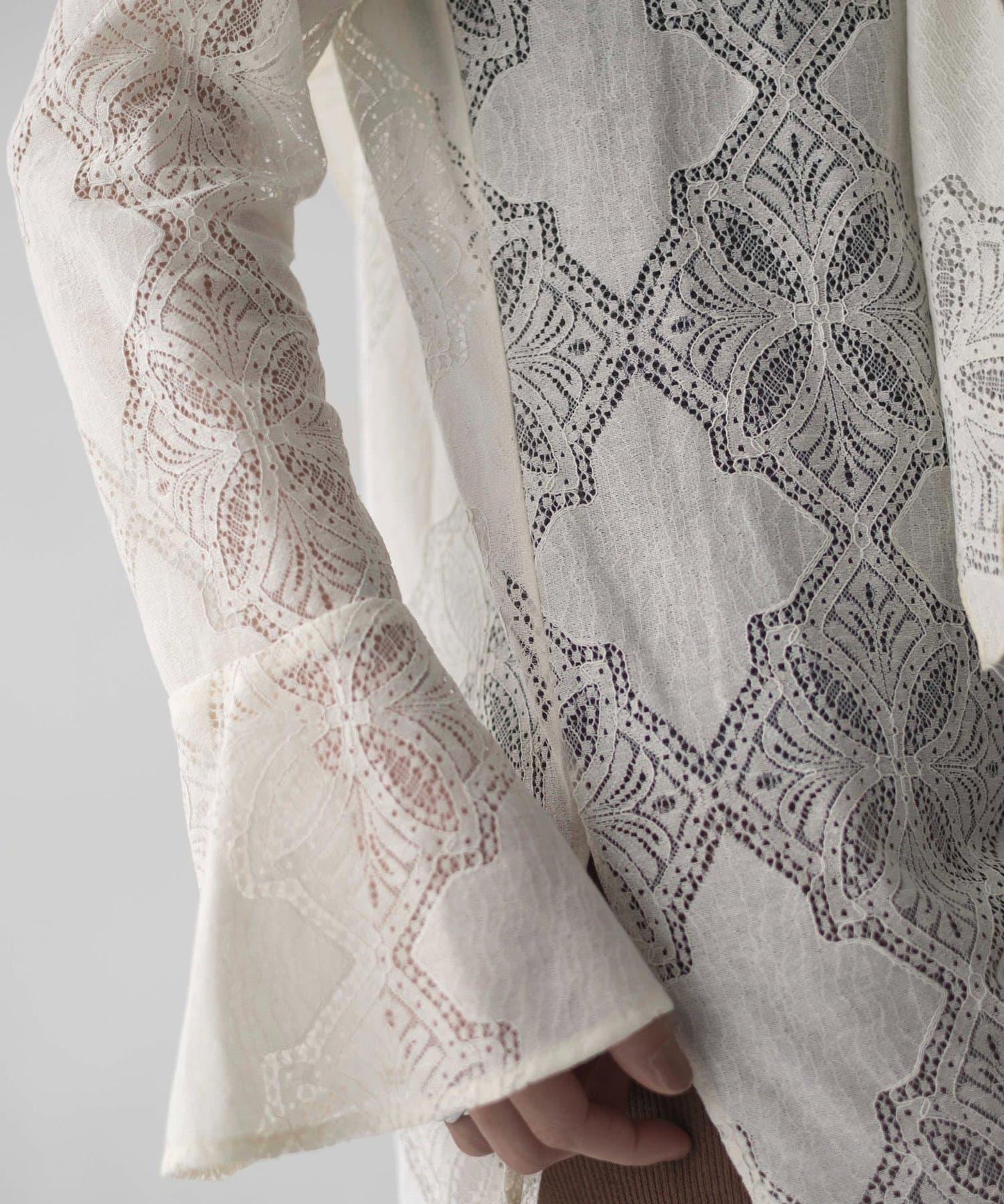 CINAMOD 多功能圍巾設計 女襯衫